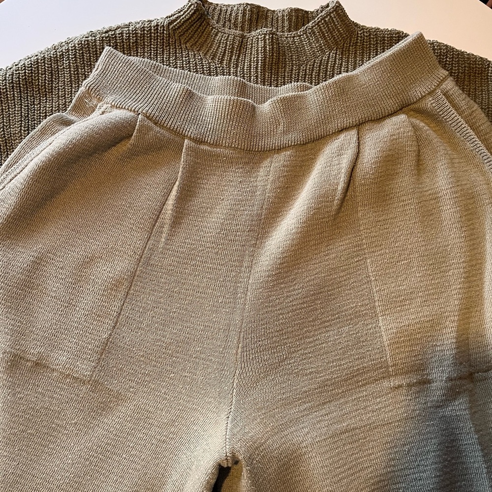Free People‎ free-est Freya Short
Sleeve Sweater & Pull-On
curly willow combo